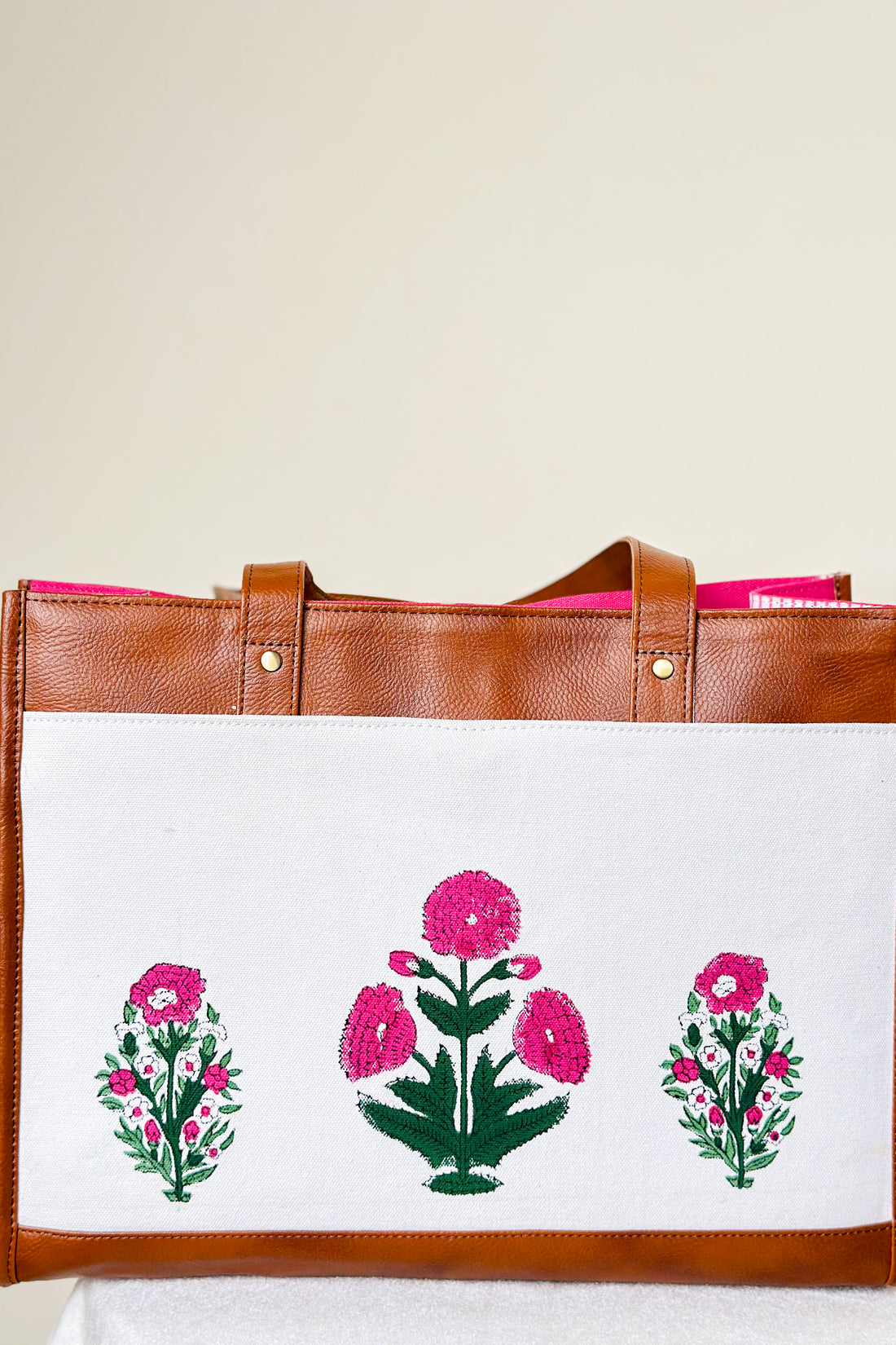 Twin surprise - Hot Pink Splurge