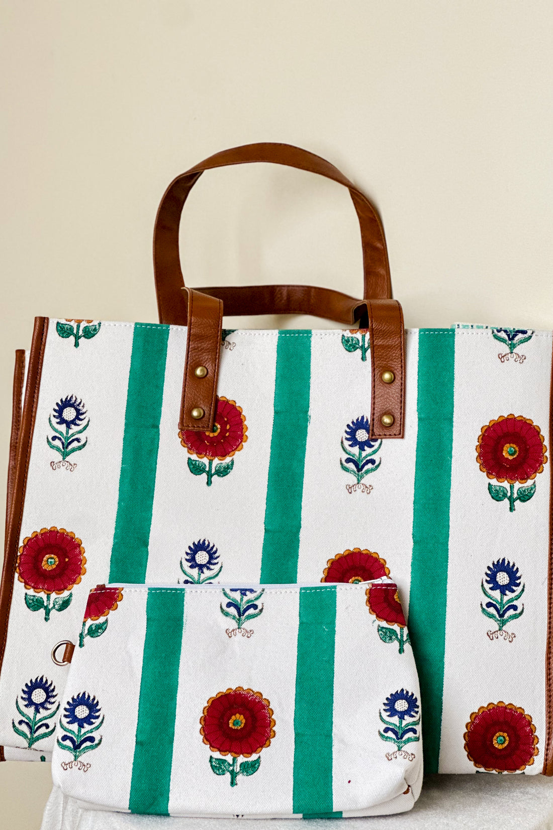 Dahlia Crush Red & Indigo