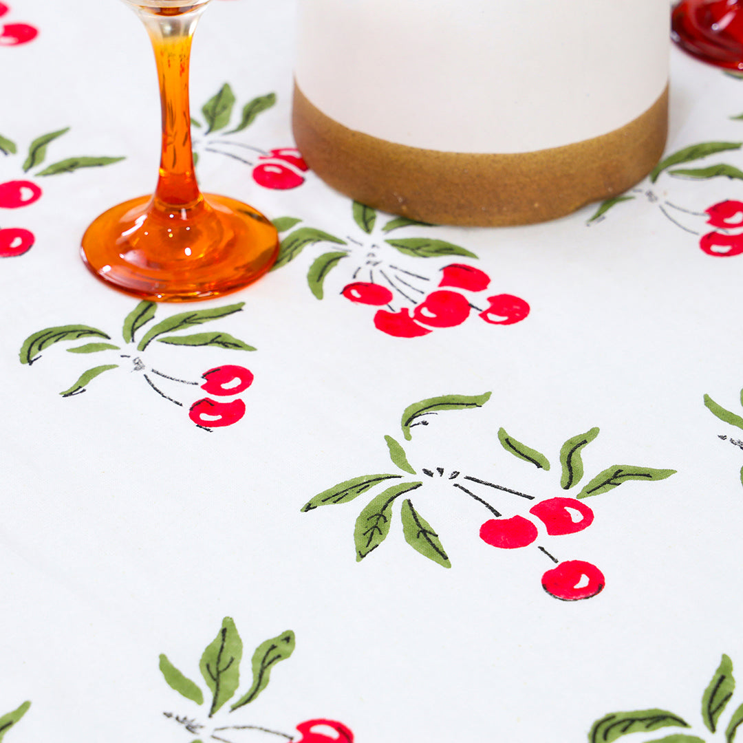 Cherry Crush Single Table Cover