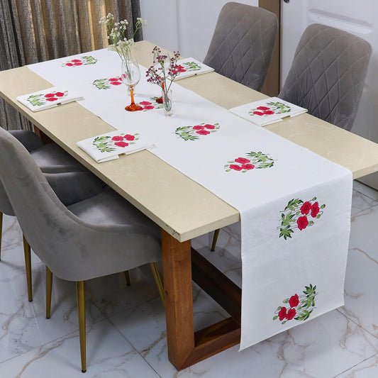 Poppy Affairs Single Table Runner